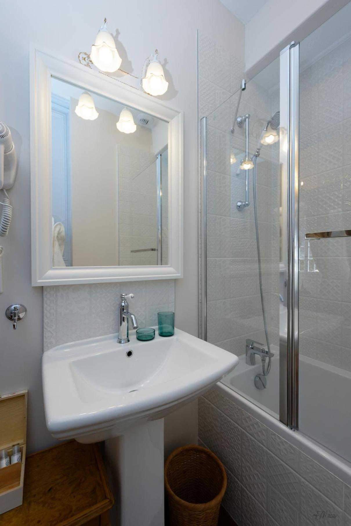 Guest House Saint Yves Dinan Room photo