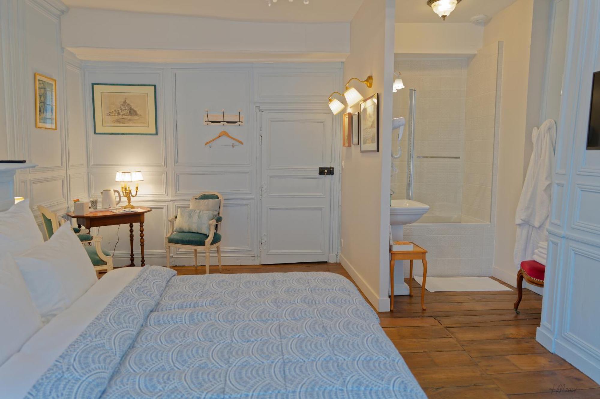 Guest House Saint Yves Dinan Room photo