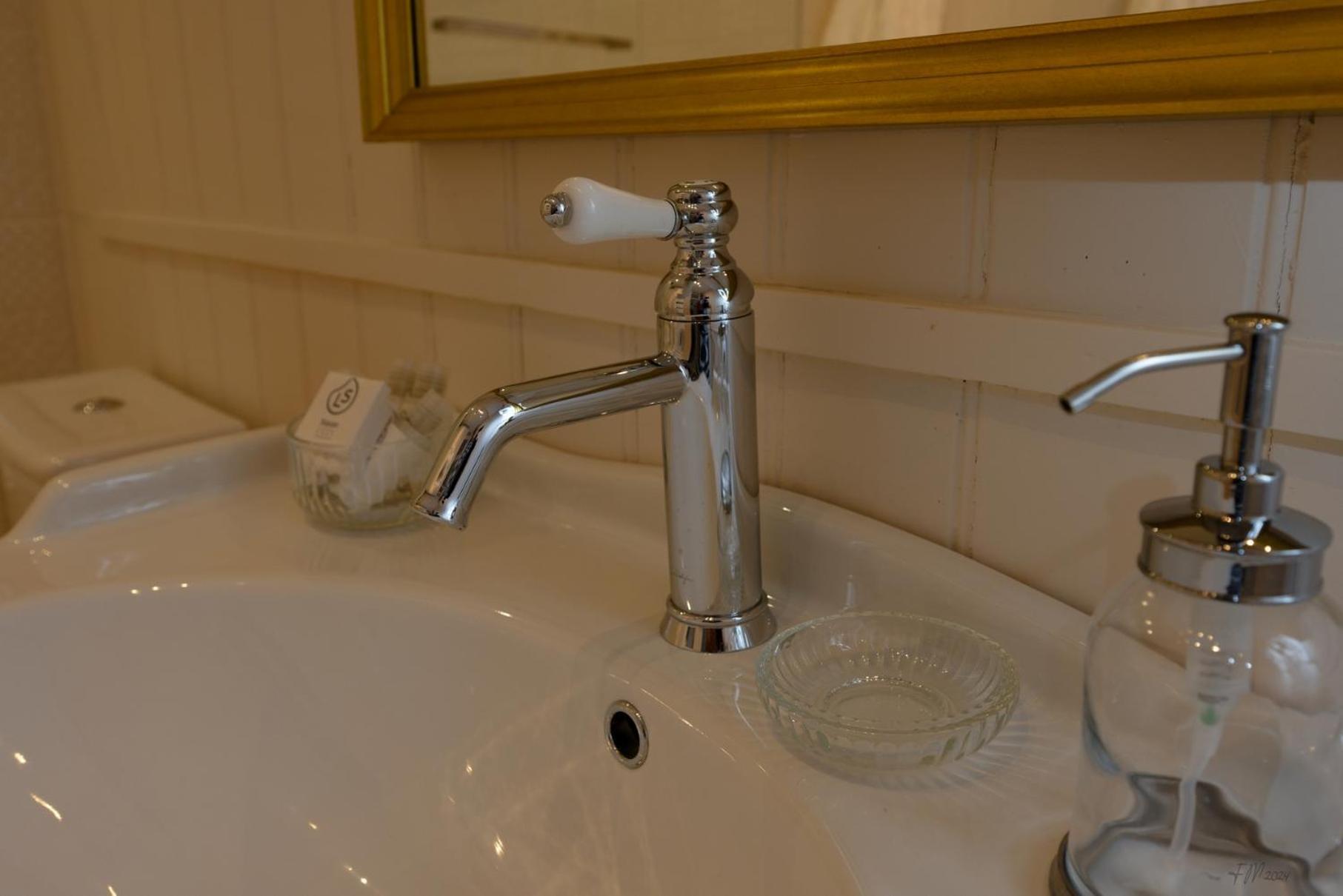Guest House Saint Yves Dinan Room photo