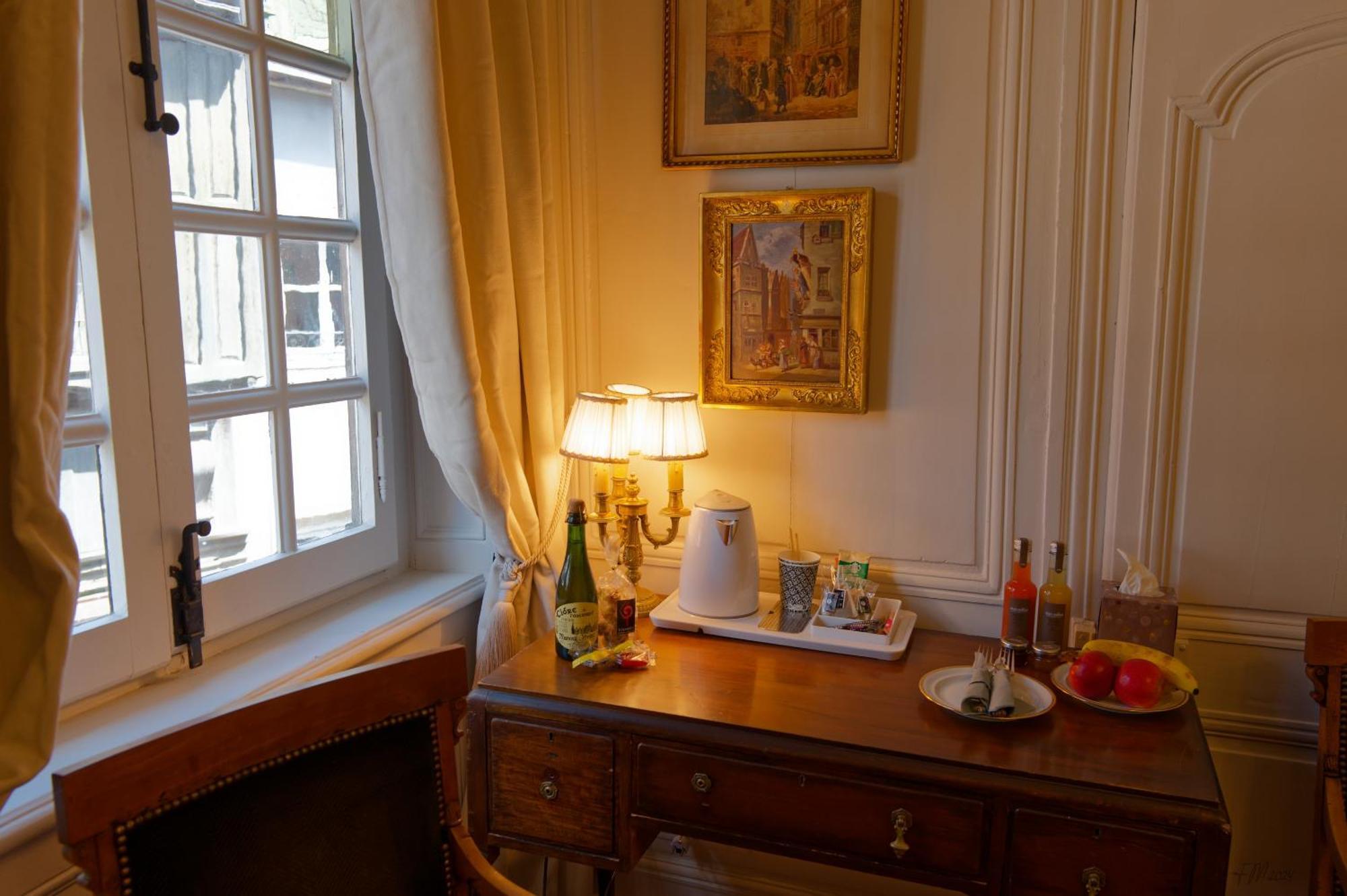 Guest House Saint Yves Dinan Room photo