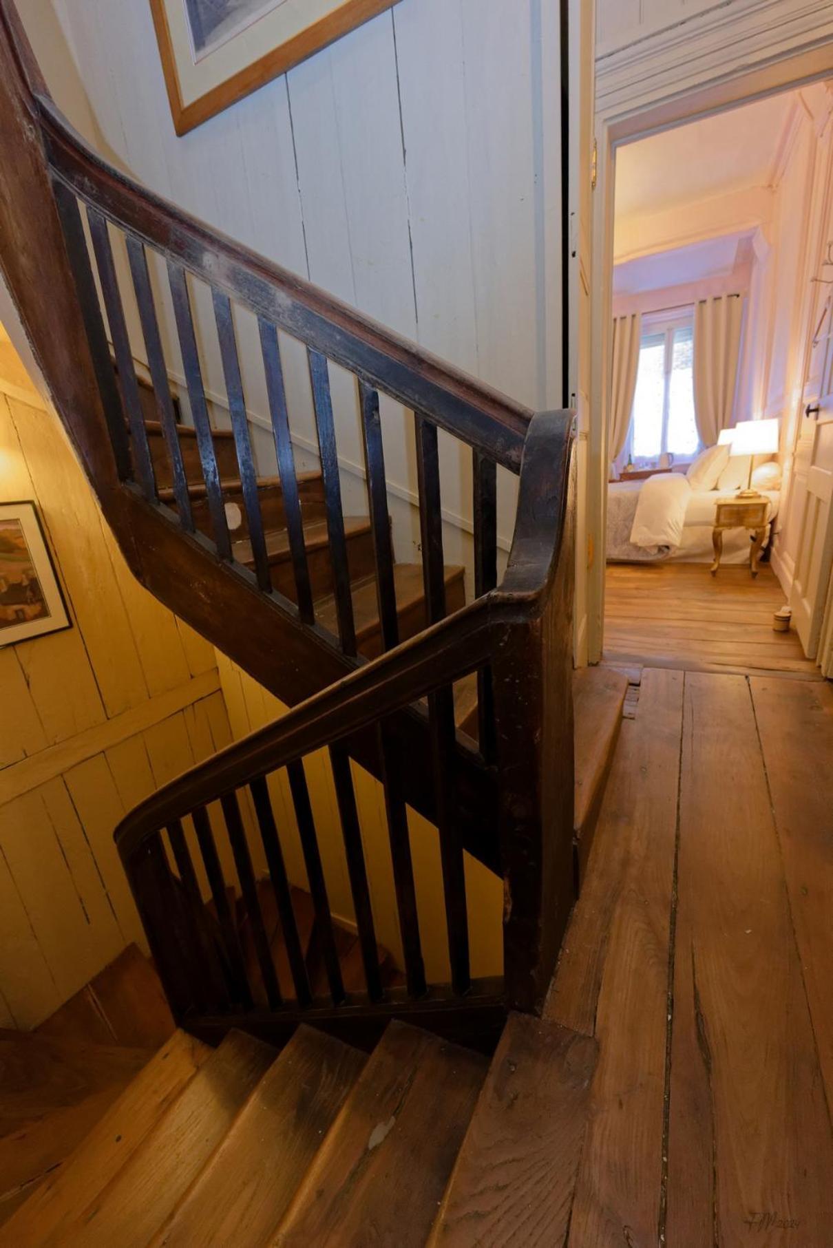 Guest House Saint Yves Dinan Exterior photo