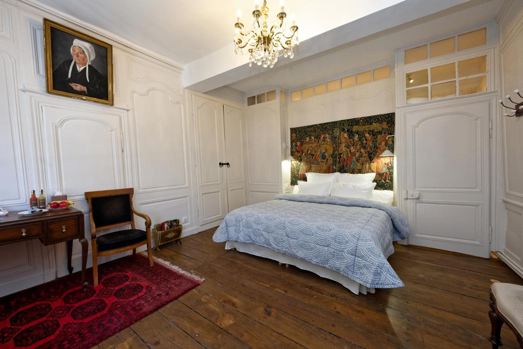 Guest House Saint Yves Dinan Exterior photo